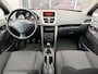 Peugeot 207 1.4-16V XS 90pk | APK tot 24-11-2026! | Airco | Elektrische ramen voor | Isofix bevestiging voor kinderzitjes | Radio cd speler | Trekhaak | Rijdt super!