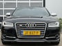 Audi A8 4.0 TFSI S8 quattro 520pk | Bang & Olufsen Sound | Cruise control adaptief met stop&go | Dab | Elektrisch glazen schuif-/kanteldak | Matrix led koplampen | Rondomzicht camera | Voorstoelen met massagefunctie en geventileerd | Dealer onderhouden!