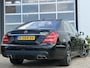 Mercedes-Benz S-klasse AMG 63 Lang Performance Package 571pk | Facelift | Achteruitrijcamera | Bi-xenon koplampen | Cruise control adaptief | Designo Interieur | Elektrisch glazen schuif-/kanteldak | Lichtmetalen velgen 20" | Voorstoelen verwarmd en geventileerd | Dealer onderh