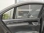 Mercedes-Benz S-klasse AMG 63 Lang Performance Package 571pk | Facelift | Achteruitrijcamera | Bi-xenon koplampen | Cruise control adaptief | Designo Interieur | Elektrisch glazen schuif-/kanteldak | Lichtmetalen velgen 20" | Voorstoelen verwarmd en geventileerd | Dealer onderh