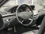 Mercedes-Benz S-klasse AMG 63 Lang Performance Package 571pk | Facelift | Achteruitrijcamera | Bi-xenon koplampen | Cruise control adaptief | Designo Interieur | Elektrisch glazen schuif-/kanteldak | Lichtmetalen velgen 20" | Voorstoelen verwarmd en geventileerd | Dealer onderh