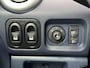 Peugeot 1007 1.4 Gentry 74pk | Nieuwe apk | Airco | Elektrische ramen voor | Radio cd speler | Trekhaak | Leuke auto!