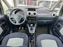 Peugeot 1007 1.4 Gentry 74pk | Nieuwe apk | Airco | Elektrische ramen voor | Radio cd speler | Trekhaak | Leuke auto!