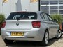 BMW 1-Serie 114i EDE Business Sport 100pk | Airco automatisch | Bi-xenon koplampen | Cruise control | Dab | Lichtmetalen velgen 16" | Navigatiesysteem full map | Parkeersensor achter | Dealer onderhouden!