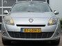Renault Grand Scenic 1.4 TCe Dynamique 131pk | Audio-navigatie full map | Bi-xenon koplampen | Cruise control | Isofix | Lichtmetalen velgen 17" | Parkeersensor voor en achter | Trekhaak | Zeer nette auto!