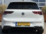 Volkswagen Golf 1.5 eTSI Style 150pk DSG | Virtual Cockpit | Apple Carplay/Android Auto | Cruise control adaptief | Dodehoekdetectie met correctie | Massage stoelen | LED koplampen | Voorstoelen verwarmd | Zeer compleet!