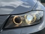 BMW 3-Serie 320i Business Line 170pk | Audio-navigatie full map | Bi-xenon koplampen | Cruise control | Electronic climate control | Lichtmetalen velgen 16" | Parkeersensor achter | Perfect onderhouden!