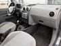 Ford Fusion 1.6-16V Luxury 100pk | Airco | Centrale vergrendeling | Elektrische ramen voor | Verwarmde voorruit | Trekhaak | Rijdt perfect!