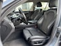 BMW 5-Serie Touring 520i High Executive 184pk | Sport Line | Bluetooth | Elektrisch bedienbare achterklep | LED koplampen | Lederen bekleding | Navigatiesysteem full map | Voorstoelen verwarmd | Trekhaak elektrisch uitklapbaar | Prachtig exemplaar!