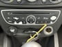Renault Megane 1.6 Expression 100pk | Airco | Cruise control | Dimlichten automatisch | Isofix bevestiging voor kinderzitjes | Radio-cd/mp3 speler | Dealer onderhouden!