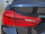 BMW 5-Serie Touring 520i High Executive Edition 184pk | M Sportpakket | Achteruitrijcamera | Dab | Elektrisch glazen panorama-dak | LED koplampen | Navigatiesysteem full map | Voorstoelen verwarmd | Dealer onderhouden!