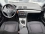 BMW 1-Serie 116i Business Line 122pk | Airco automatisch | Dimlichten automatisch | Elektrische ramen voor en achter | Isofix bevestiging voor kinderzitjes | Lichtmetalen velgen 16" | Radio cd speler | Dealer onderhouden!