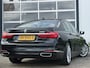 BMW 7-Serie 740i High Executive 326pk | Achterasbesturing | Cruise control adaptief met stop&go | Dodehoek detector | Elektrisch glazen schuif-/kanteldak | Laser LED koplampen | Rondomzicht camera | Stoel ventilatie voor | Dealer onderhouden!