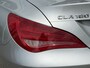 Mercedes-Benz CLA 180 Urban-pakket 122pk | Bi-xenon koplampen | Cruise control | Lichtmetalen velgen 5-spaaks 18" | Navigatiesysteem full map | Parkeersensor voor en achter | Voorstoelen verwarmd | Zeer nette auto!