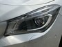 Mercedes-Benz CLA 180 Urban-pakket 122pk | Bi-xenon koplampen | Cruise control | Lichtmetalen velgen 5-spaaks 18" | Navigatiesysteem full map | Parkeersensor voor en achter | Voorstoelen verwarmd | Zeer nette auto!