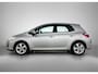 Toyota Auris 1.8 Full Hybrid Executive | Navigatie | Parkeersensoren voor | Climate Control |