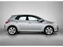 Toyota Auris 1.8 Full Hybrid Executive | Navigatie | Parkeersensoren voor | Climate Control |