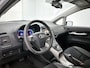 Toyota Auris 1.8 Full Hybrid Executive | Navigatie | Parkeersensoren voor | Climate Control |
