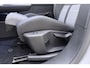 Opel Grandland Electric Business Edition 73 kWh | DEMO | 8 Jaar speciale garantie | Glazen schuif/kanteldak | Keyless | Stoel & Stuurverwarming | Camera | Lichtmetalen velgen