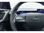 Opel Grandland Electric Business Edition 73 kWh | DEMO | 8 Jaar speciale garantie | Glazen schuif/kanteldak | Keyless | Stoel & Stuurverwarming | Camera | Lichtmetalen velgen
