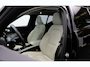 Volvo XC40 1.5 T4 Plug-in hybrid Ultimate Dark Leder / Camera / Harman-Kardon / Memory / Pano /20'' LM velgen / Orrefors / Stoel+ stuur verw. /