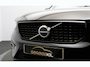 Volvo XC40 1.5 T4 Plug-in hybrid Ultimate Dark Leder / Camera / Harman-Kardon / Memory / Pano /20'' LM velgen / Orrefors / Stoel+ stuur verw. /