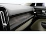 Volvo XC40 1.5 T4 Plug-in hybrid Ultimate Dark Leder / Camera / Harman-Kardon / Memory / Pano /20'' LM velgen / Orrefors / Stoel+ stuur verw. /