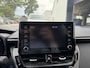Toyota Corolla Touring Sports 1.8 Hybrid Dynamic | Hybride Automaat | Electrische Achterklep | Stoel & Stuurverwarming | LED Verlichting | Navigatie via telefoon | Draadloze telefoonlader | Climate Control | Cruise Control | Lichtmetalen velgen |