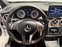 Mercedes-Benz A-klasse A180 AUT7, AMG-Line, Pano, Xenon, Leder