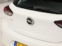Opel Corsa 1.2 Sport Automaat (APPLE CARPLAY, GROOT NAVI, PARKEERSENSOREN, LEDER STUURWIEL, SPORTSTOELEN, LED KOPLAMPEN, LM VELGEN, CRUISE, NIEUWSTAAT)