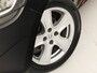 Renault Clio 0.9 TCe Dynamic Sport (NAVIGATIE, CRUISE, LM VELGEN, SPORTSTOELEN, NIEUWE APK, NIEUWSTAAT)