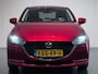 Mazda 2 1.5 Skyactiv-G Signature M-Hybrid /Clima/Cruise/Keyless/Camera/HUD/DodeHoek/LED/CarPlay/LaneAss/LMV