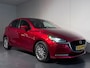 Mazda 2 1.5 Skyactiv-G Signature M-Hybrid /Clima/Cruise/Keyless/Camera/HUD/DodeHoek/LED/CarPlay/LaneAss/LMV