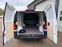 Mercedes-Benz eVito 112 66 kWh SoH 97,6 % AC + DC Snelladen L2 Lang - LM - Camera - 3 Zits - Betimmerd