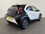 Toyota Aygo X 1.0 VVT-i Automaat Pulse Navigatie Apple Carplay/Android Auto Camera 17" Lichtmetalen Velgen Climate Control Adaptieve Cruise Control Two Tone
