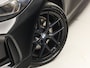 BMW 1-Serie 118i M Sport Automaat (PANORAMADAK, M PAKKET, DEALER ONDERHOUDEN, STUUR/STOELVERWARMING, CAMERA, BRUIN LEDER, SPOILER, BLACK PACK, SFEERVERLICHTING, NIEUWSTAAT)