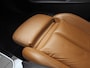 BMW 1-Serie 118i M Sport Automaat (PANORAMADAK, M PAKKET, DEALER ONDERHOUDEN, STUUR/STOELVERWARMING, CAMERA, BRUIN LEDER, SPOILER, BLACK PACK, SFEERVERLICHTING, NIEUWSTAAT)