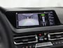 BMW 1-Serie 118i M Sport Automaat (PANORAMADAK, M PAKKET, DEALER ONDERHOUDEN, STUUR/STOELVERWARMING, CAMERA, BRUIN LEDER, SPOILER, BLACK PACK, SFEERVERLICHTING, NIEUWSTAAT)