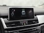 BMW 2-Serie Active Tourer 225xe Sport High Executive xDrive 225Pk Automaat (GROOT NAVI, SOH 89,7%, HEAD-UP DISPLAY, LEDER, STOELVERWARMING, SPORTSTOELEN, PARKEERSENSOREN, NIEUWE APK, NIEUWSTAAT)