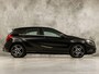 Mercedes-Benz A-klasse 180 AMG Sport Automaat (NAVIGATIE, LEDER, STOELVERWARMING, SPORTSTOELEN, ZWART HEMEL, PARKEERSENSOREN, TREKHAAK, CRUISE, NIEUWSTAAT)