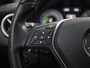 Mercedes-Benz A-klasse 180 AMG Sport Automaat (NAVIGATIE, LEDER, STOELVERWARMING, SPORTSTOELEN, ZWART HEMEL, PARKEERSENSOREN, TREKHAAK, CRUISE, NIEUWSTAAT)