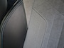 Peugeot e-2008 GT Pack EV 50kWh 136pk, Rijklaarprijs, Panoramisch schuifdak Adaptieve cruise control Stoelverwaming