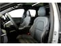 Volvo XC60 2.0 T6 AWD 247kW/336pk Aut8 MJ2027, NIEUW €83.347! Plug-in Ultra Black Ed. LUCHTVERING + HARMAN/KARDON + PANORAMADAK + EL.TREKHAAK + HEAD-UP + PILOT ASSIST + STOELVERWARMING V&A + STUURVERWARMING + 360 CAMERA + 21" LM-VELGEN!!