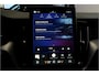 Volvo XC60 2.0 T6 AWD 247kW/336pk Aut8 MJ2027, NIEUW €83.347! Plug-in Ultra Black Ed. LUCHTVERING + HARMAN/KARDON + PANORAMADAK + EL.TREKHAAK + HEAD-UP + PILOT ASSIST + STOELVERWARMING V&A + STUURVERWARMING + 360 CAMERA + 21" LM-VELGEN!!