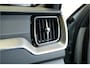 Volvo XC60 2.0 T6 AWD 247kW/336pk Aut8 MJ2027, NIEUW €83.347! Plug-in Ultra Black Ed. LUCHTVERING + HARMAN/KARDON + PANORAMADAK + EL.TREKHAAK + HEAD-UP + PILOT ASSIST + STOELVERWARMING V&A + STUURVERWARMING + 360 CAMERA + 21" LM-VELGEN!!