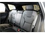 Volvo XC60 2.0 T6 AWD 247kW/336pk Aut8 MJ2027, NIEUW €83.347! Plug-in Ultra Black Ed. LUCHTVERING + HARMAN/KARDON + PANORAMADAK + EL.TREKHAAK + HEAD-UP + PILOT ASSIST + STOELVERWARMING V&A + STUURVERWARMING + 360 CAMERA + 21" LM-VELGEN!!