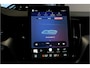Volvo XC60 2.0 T6 AWD 247kW/336pk Aut8 MJ2027, NIEUW €83.347! Plug-in Ultra Black Ed. LUCHTVERING + HARMAN/KARDON + PANORAMADAK + EL.TREKHAAK + HEAD-UP + PILOT ASSIST + STOELVERWARMING V&A + STUURVERWARMING + 360 CAMERA + 21" LM-VELGEN!!