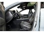 Volvo XC60 2.0 T6 AWD 247kW/336pk Aut8 MJ2027, NIEUW €83.347! Plug-in Ultra Black Ed. LUCHTVERING + HARMAN/KARDON + PANORAMADAK + EL.TREKHAAK + HEAD-UP + PILOT ASSIST + STOELVERWARMING V&A + STUURVERWARMING + 360 CAMERA + 21" LM-VELGEN!!