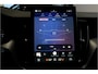 Volvo XC60 2.0 T6 AWD 247kW/336pk Aut8 MJ2027, NIEUW €83.347! Plug-in Ultra Black Ed. LUCHTVERING + HARMAN/KARDON + PANORAMADAK + EL.TREKHAAK + HEAD-UP + PILOT ASSIST + STOELVERWARMING V&A + STUURVERWARMING + 360 CAMERA + 21" LM-VELGEN!!