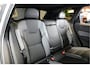 Volvo XC60 2.0 T6 AWD 247kW/336pk Aut8 MJ2027, NIEUW €83.347! Plug-in Ultra Black Ed. LUCHTVERING + HARMAN/KARDON + PANORAMADAK + EL.TREKHAAK + HEAD-UP + PILOT ASSIST + STOELVERWARMING V&A + STUURVERWARMING + 360 CAMERA + 21" LM-VELGEN!!